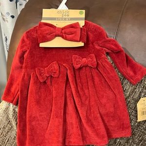 Chick Pea NWT 3M-6M baby girl 3-piece outfit.